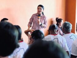 Berkeliling Air Besar Datangi Beberapa Desa, Karolin Ajak Warga Berjuang Bersama Akses Pembangunan