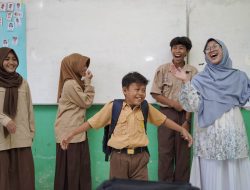 DIB Mengajar di Desa Pelapis Tinggalkan Kesan Mendalam bagi Pemateri