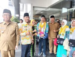Bersama Gubernur, Wabup dan Sekda Ketapang Lepas Jemaah Haji ke Batam 