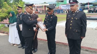 IPDA Kasianus Raih Tiga Penghargaan Selama Bertugas Sebagai Kapolsek Seluas