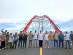 Persiapan Pembukaan Jembatan- Sungai Sambas Besar 