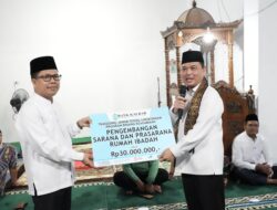 Bupati Sambas dan Gubernur Kalbar Safari Ramadan di Sejangkung