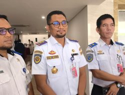 Cuaca Ekstrem Hantam Ketapang, Pendaratan Pesawat Berulang Kali Gagal